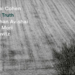 Feltárul a &quot;meztelen igazság&quot;? //  Avishai Cohen –  Naked Truth